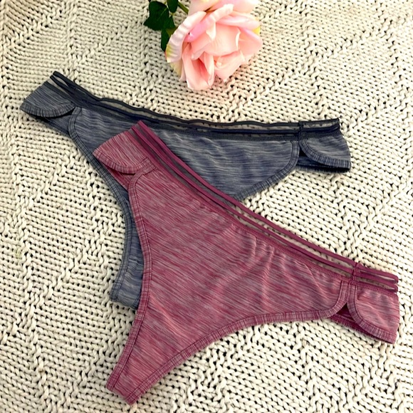 VICTORIA’S SECRET | Women’s 2 Thong Set Striped Panty Both Size Medium M - Picture 1 of 3